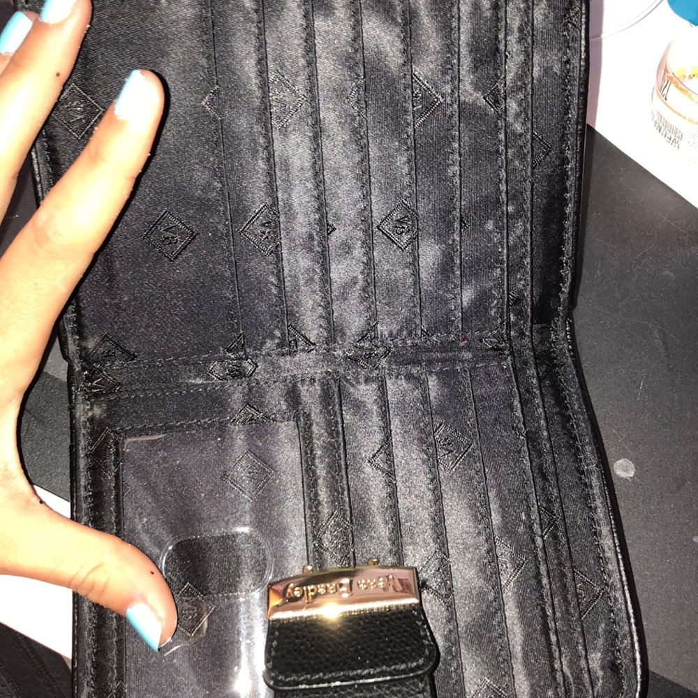 Wallet - Picture 2 of 5